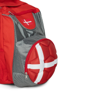 Fodbold rygsæk i dannebrogsfarver med plads til en fodbold