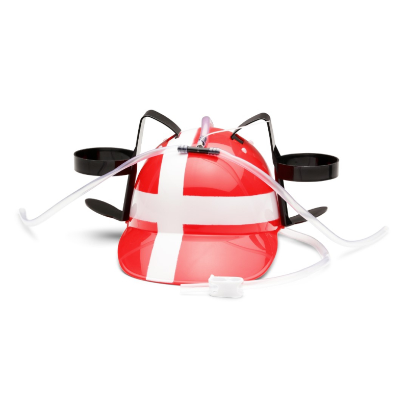 Drikkehjelm i rød/hvid med dansk flag-design, sorte holdere og drikketuber til mundstykke.