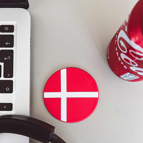 Drikkebrik dannebrog