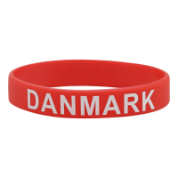 Rødt armbånd med teksten