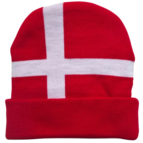 Rød Dannebrog beanie hue med hvidt kors perfekt til at vise din støtte.