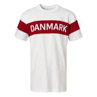 Hvid T-shirt med rød stribe og teksten 