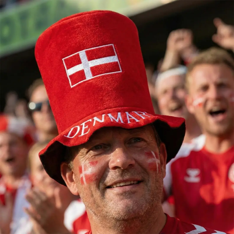 Denmark hat m. Dannebrog