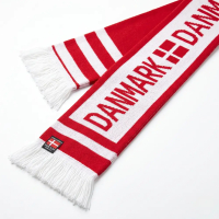 Hvidt Danmark fan halstørklæde – Roligan supportertørklæde forfra