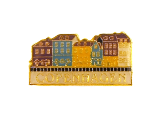 Nyhavn pin – emaljeret souvenir med ikonisk Nyhavn facade