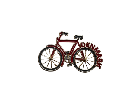 Rød cykelpin – dansk cykelkultur souvenir i rød emalje